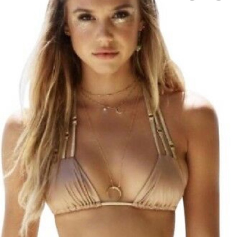 NWT BEACH BUNNY triple strap tri top XS brownsugar